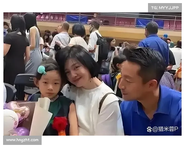 果然与众不同,眉清目秀,完美继承妈妈大S的美丽基因 果然与众不同,眉清目秀,完美继承妈妈大S的美丽基因